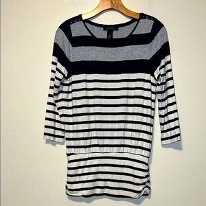 White House Black Market Blue and White Striped 3/4 Sleeve Crew Neck Tunic